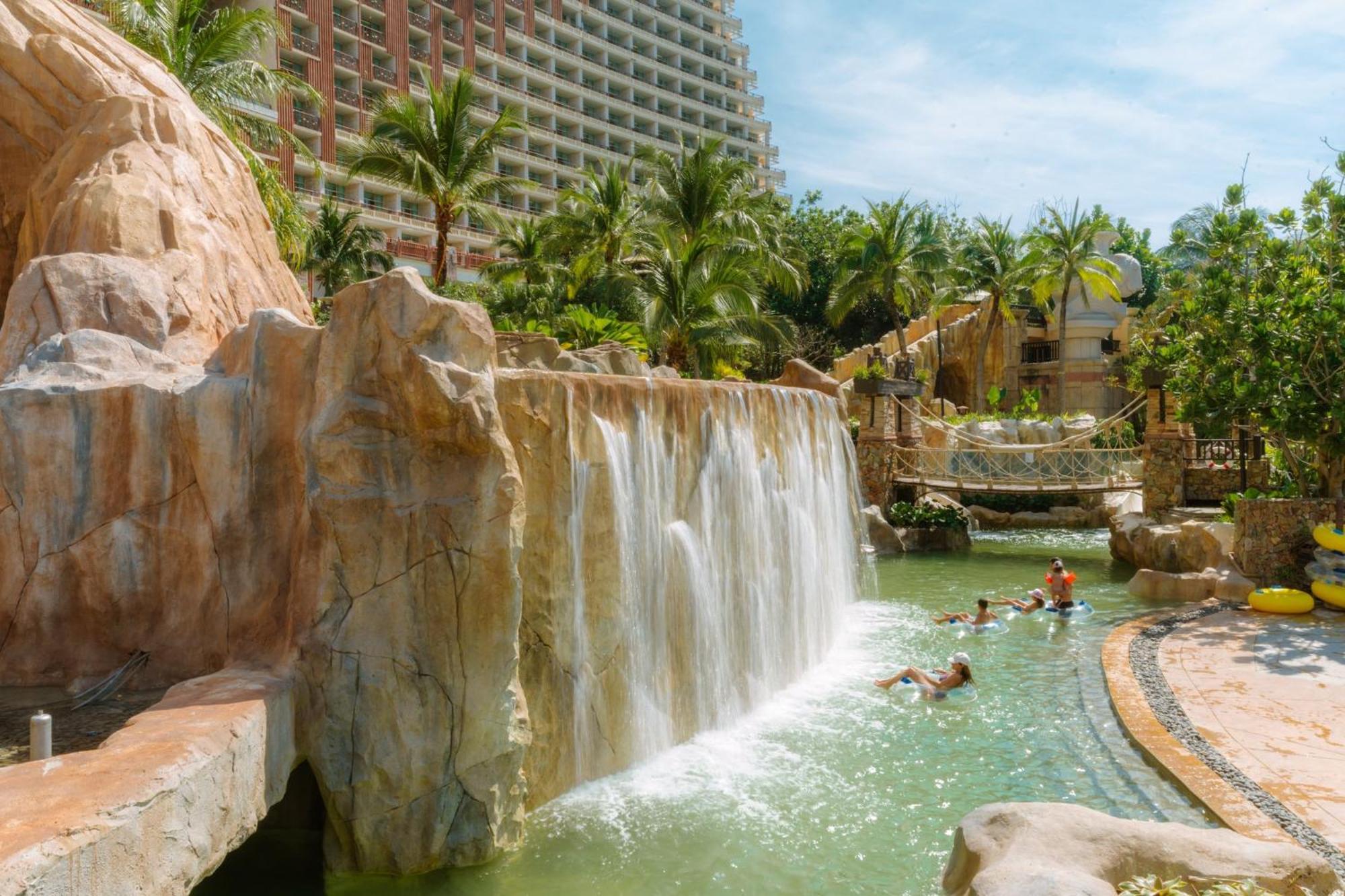 Курортный комплекс Centara Grand Mirage 5*